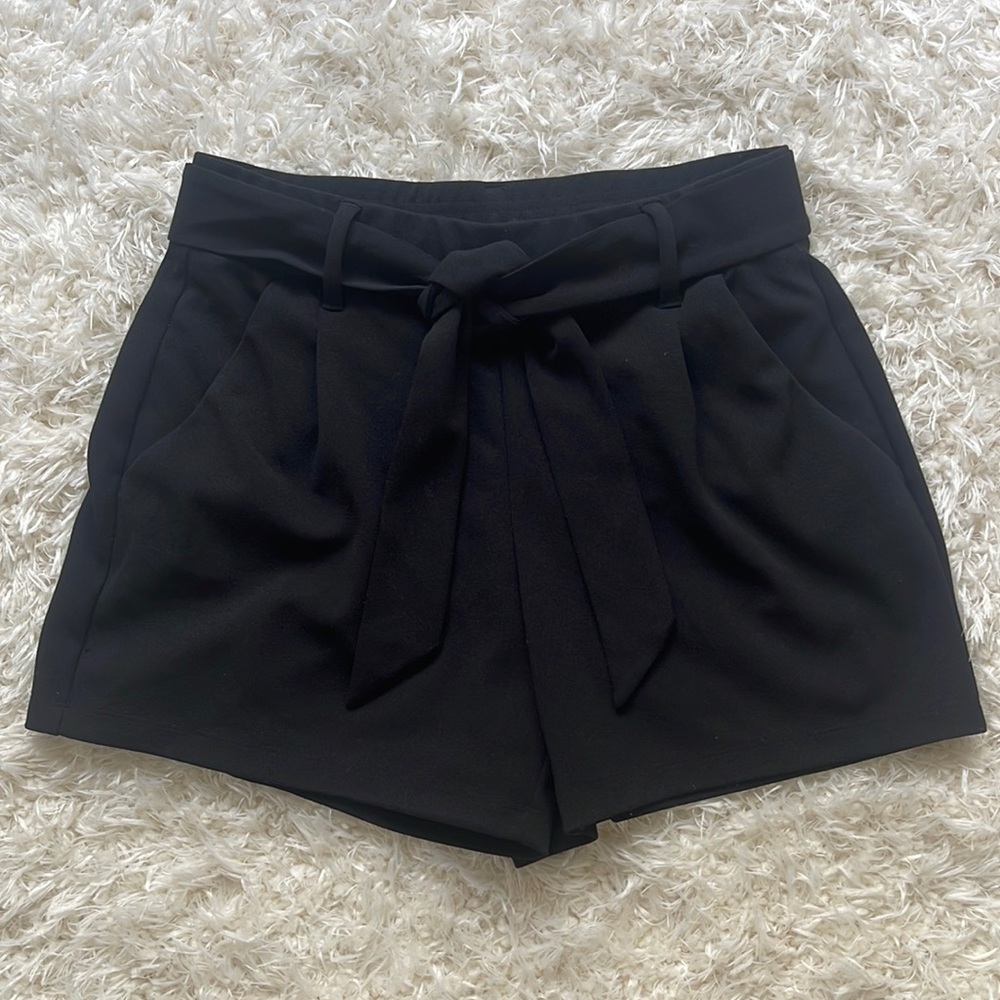Loft Tie Waist Stretch Shorts